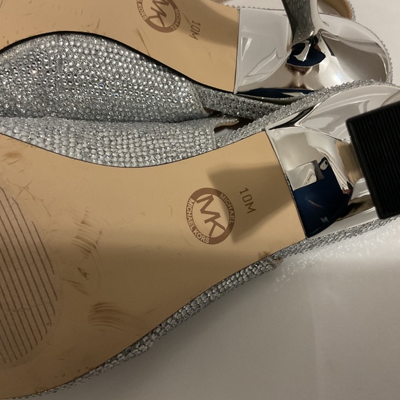 Michael Kors Chelsea Slingback Heels, 10M - Picture 7 of 7